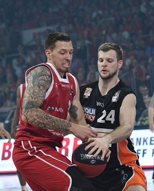 静与精确 静与精确